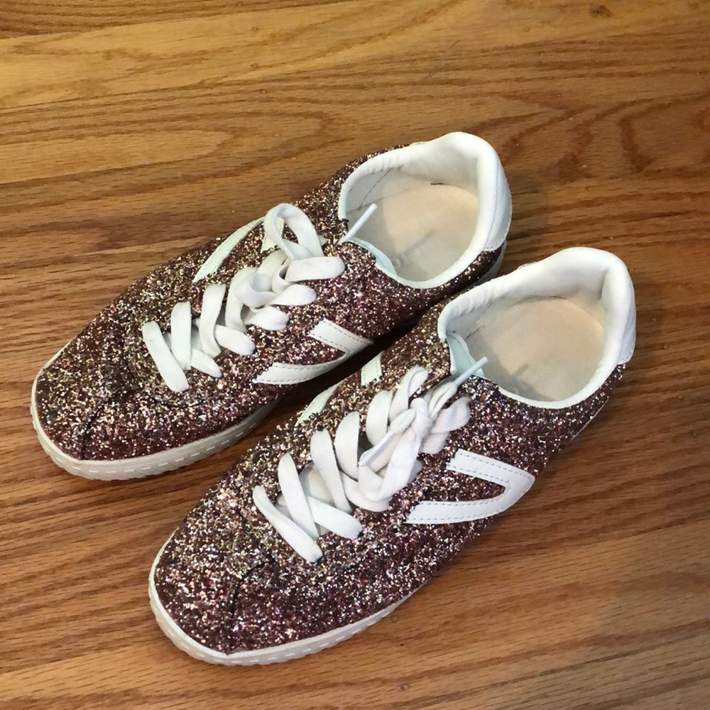 Treetorn pink sneakers
